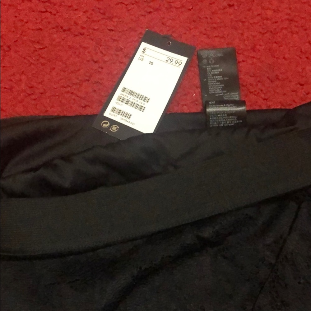 Black Lace Skirt - Picture 3 of 4